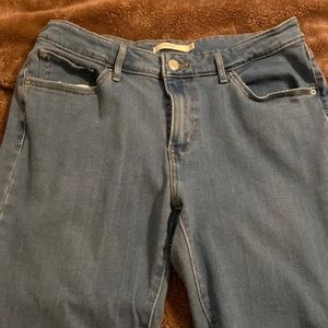 Levi 711 Skinny Jeans
